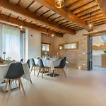 Torre Anna - Historical Tower - Private Pool & Jacuzzi * Urbisaglia