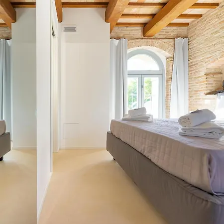 Torre Anna - Historical Tower - Private Pool & Jacuzzi Βίλα Urbisaglia