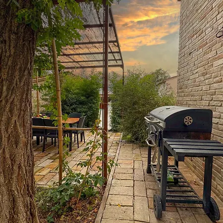 Torre Anna - Historical Tower - Private Pool & Jacuzzi Villa Urbisaglia